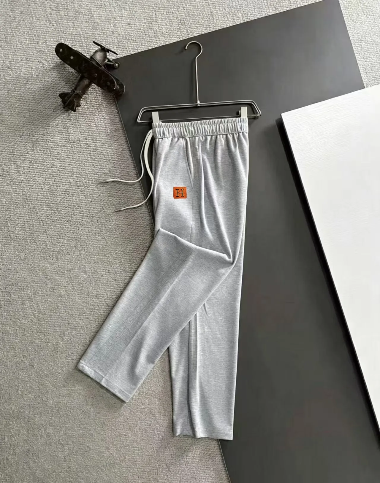 P160， New Arrival New Arrival ， Premium . ,Quality , ！ 。Sizes:29-36